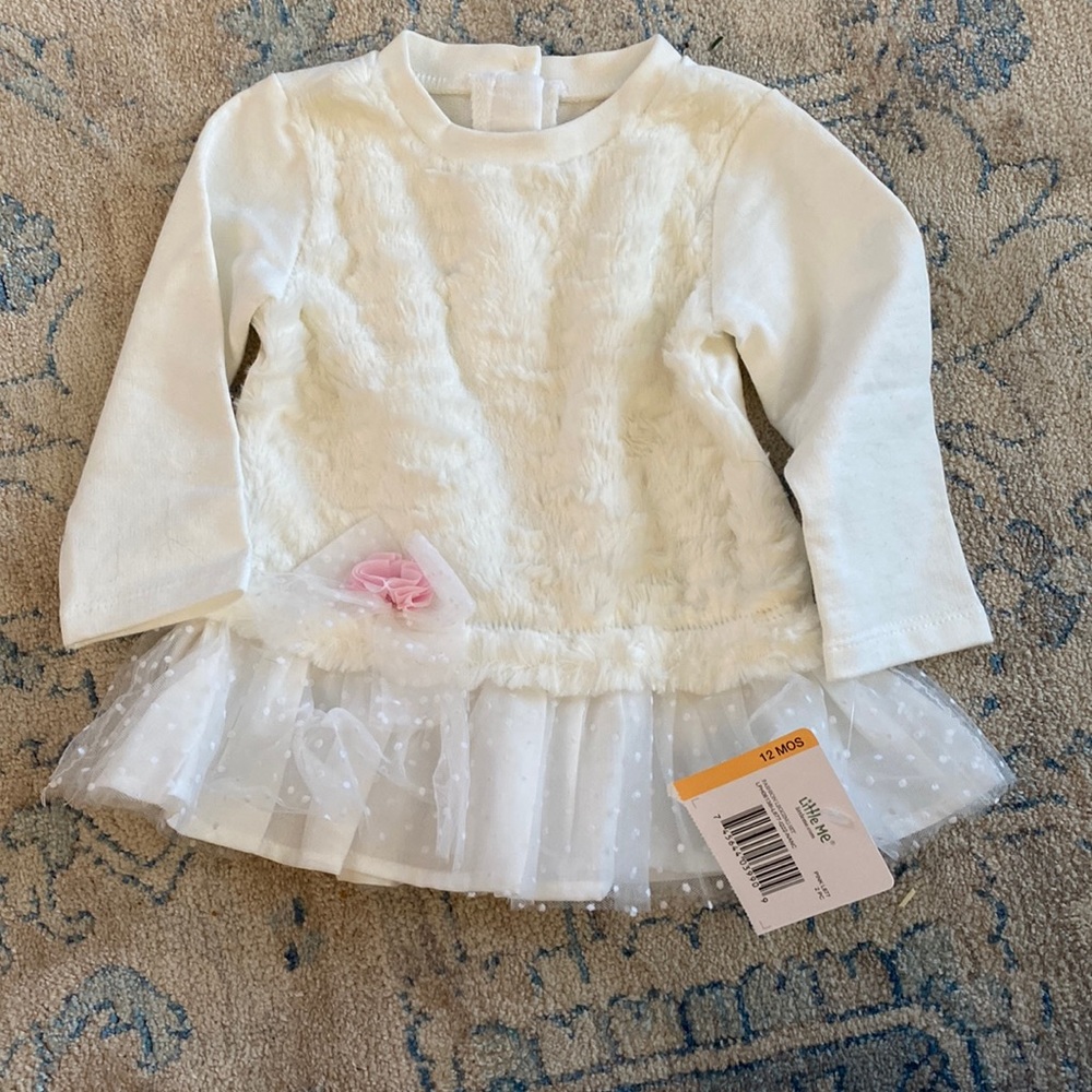 ✨ Brand New Little Me pullover